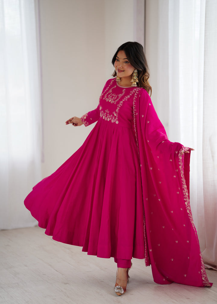 PRESENTING NEW HIGH PREMIUM QUALITY PURE ROMAN CHANDERI SILK FABRIC FULLY FLARE ANARKALI, WITH DUPATTA SET, PENT READY TO WEAR