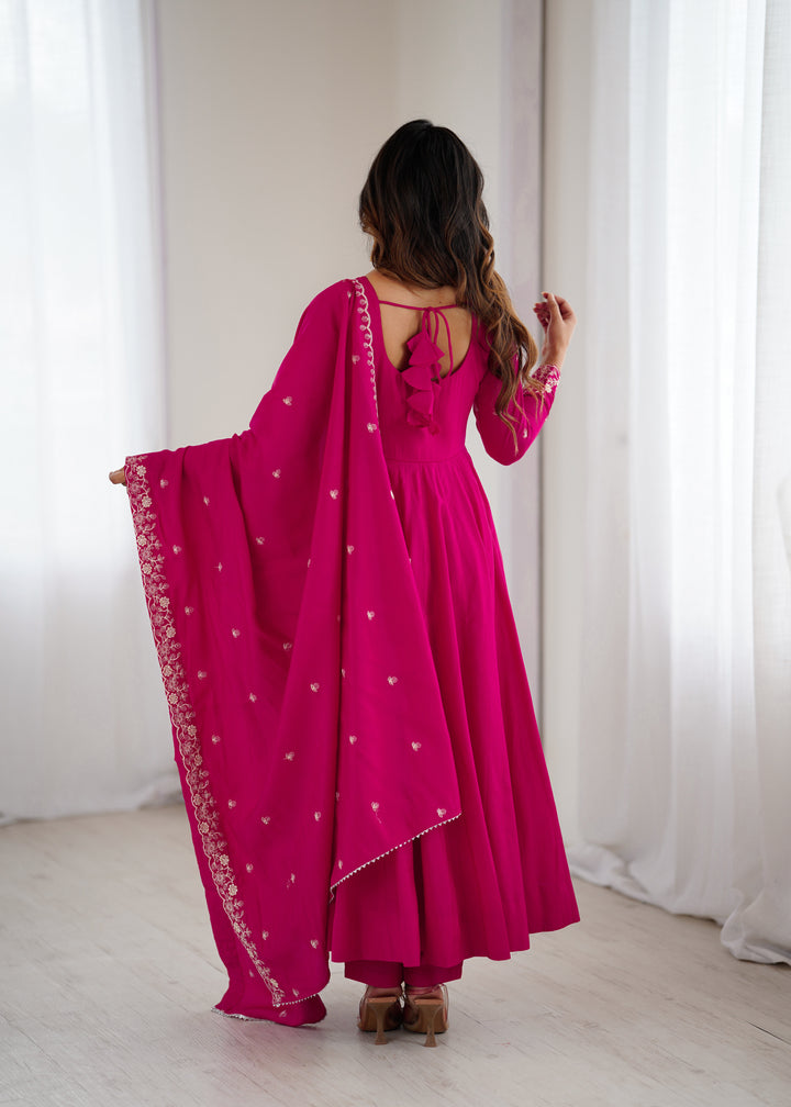 PRESENTING NEW HIGH PREMIUM QUALITY PURE ROMAN CHANDERI SILK FABRIC FULLY FLARE ANARKALI, WITH DUPATTA SET, PENT READY TO WEAR