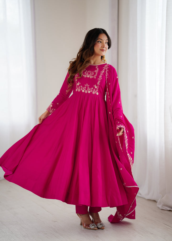 PRESENTING NEW HIGH PREMIUM QUALITY PURE ROMAN CHANDERI SILK FABRIC FULLY FLARE ANARKALI, WITH DUPATTA SET, PENT READY TO WEAR