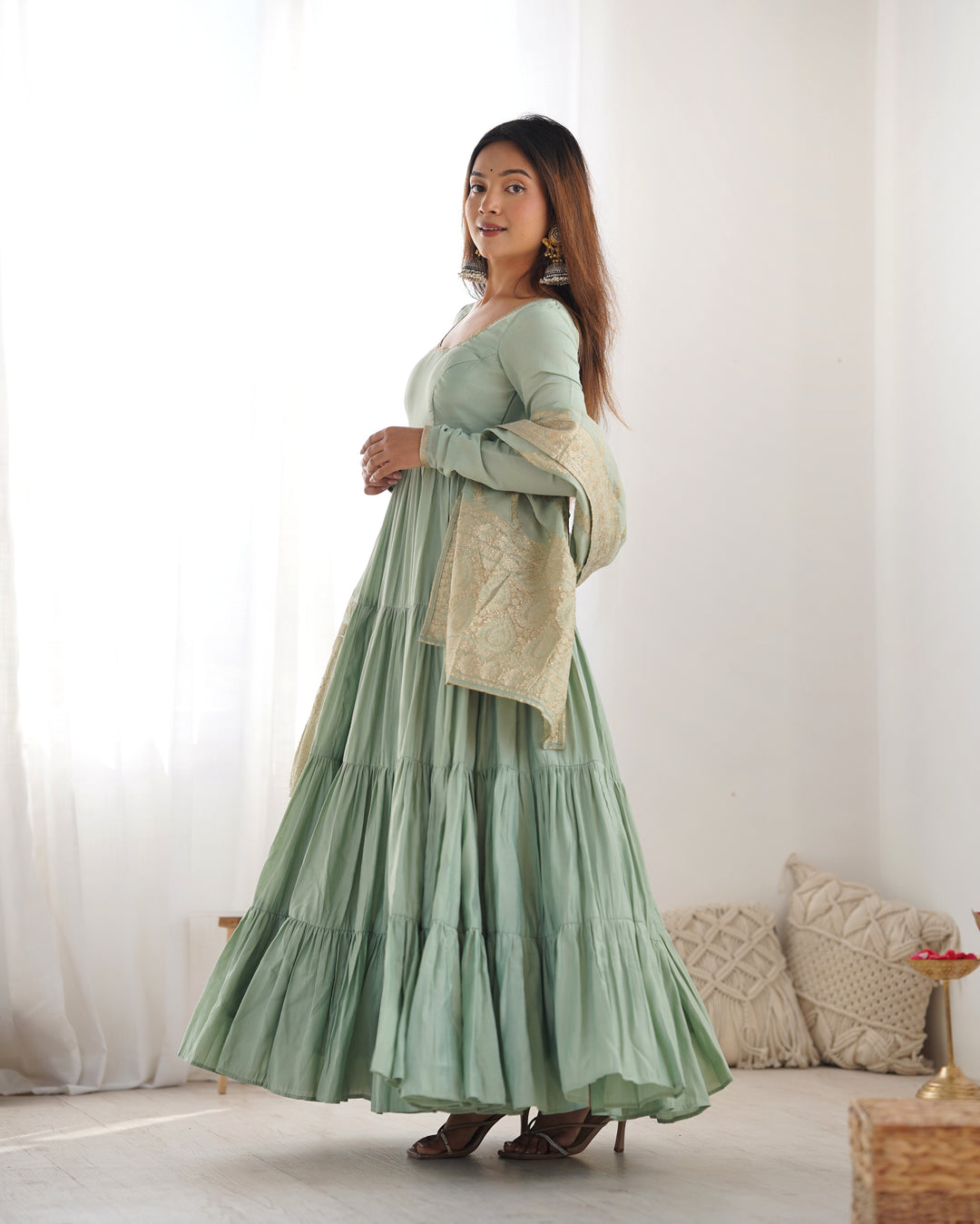 PURE SOFT FOX GEORGETTE FULL FLAIR LAYRED ANARKALI SET