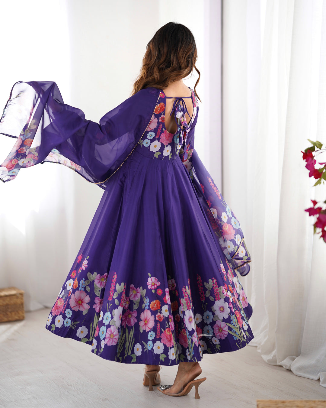 PRINTED ORGANJA ANARKALI SUIT SET WITH JARI WORK