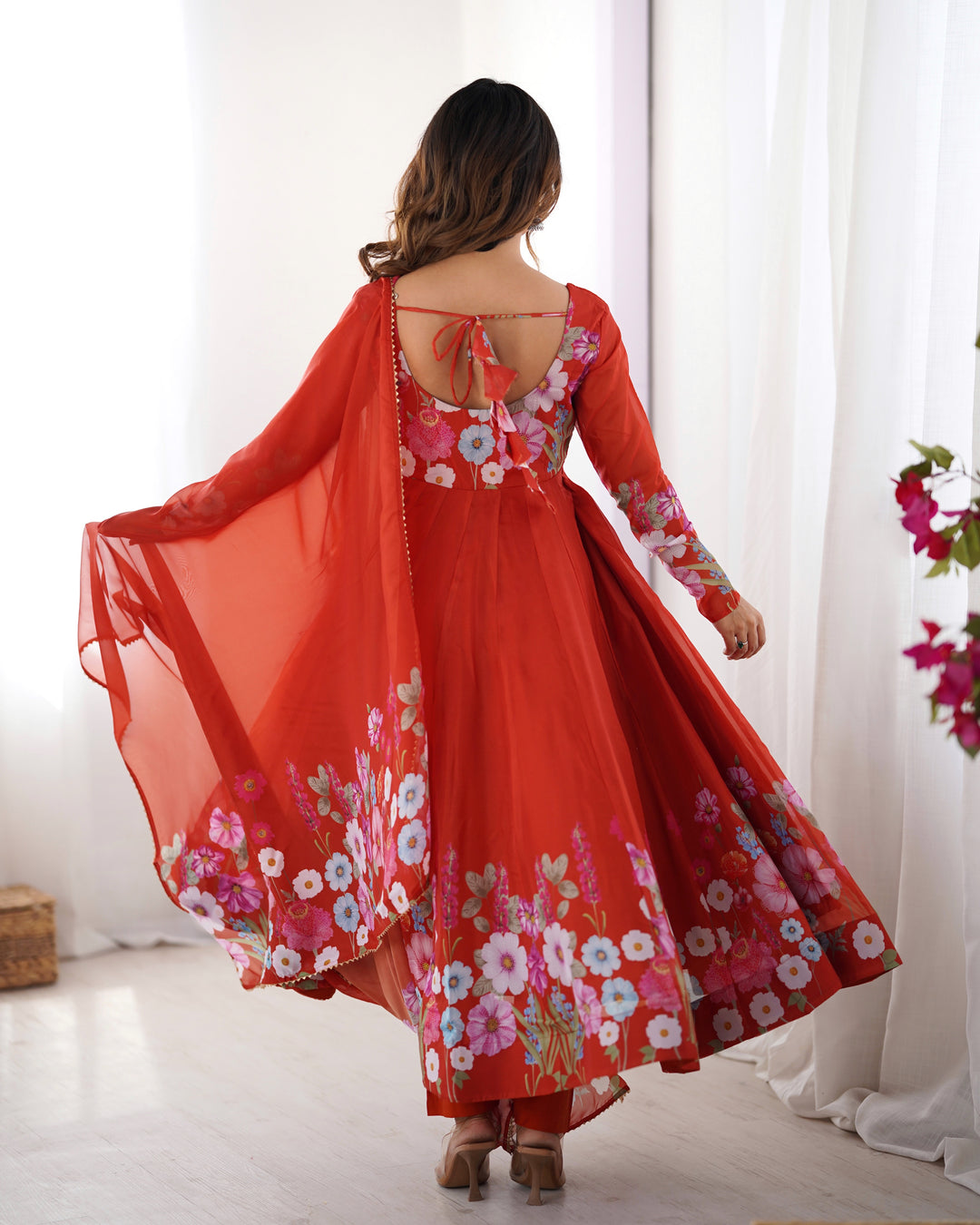 PRINTED ORGANJA ANARKALI SUIT SET WITH JARI WORK