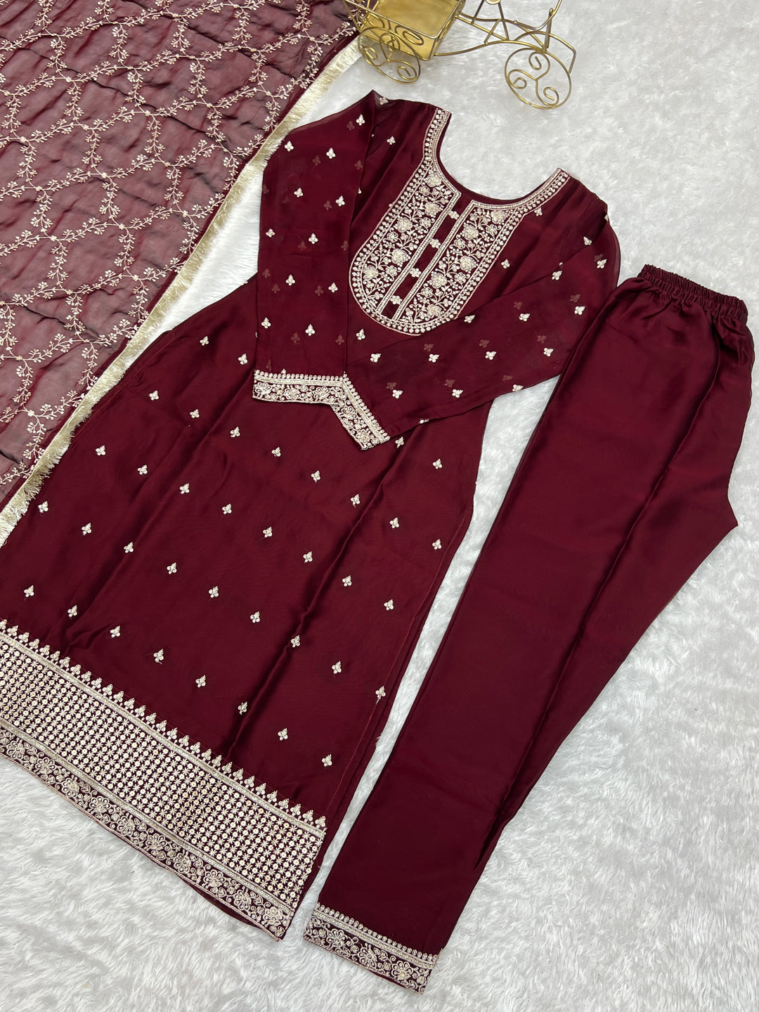 Festival-Ready Pure Blooming Rangoli Silk Kurta Set with Dupatta & Trousers