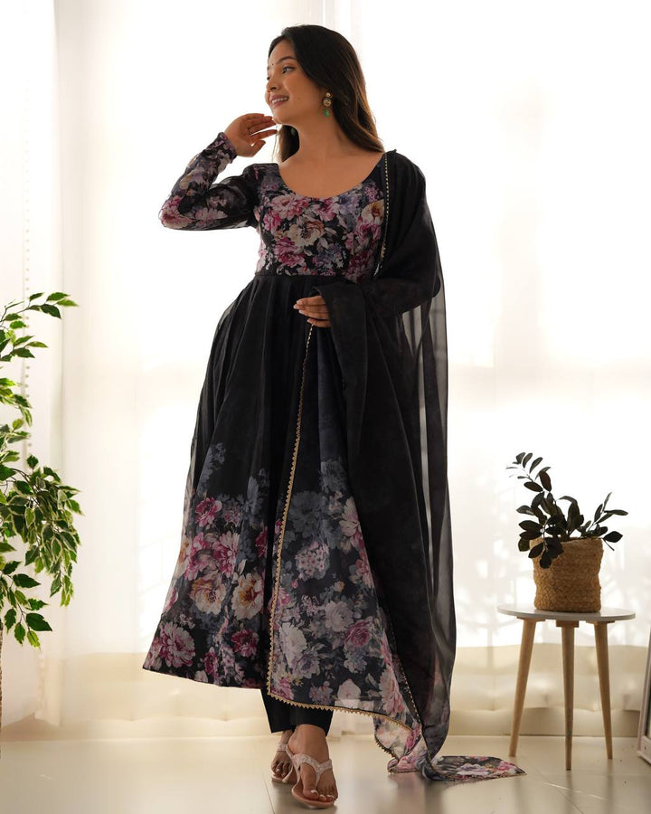 PURE SOFT ORGANJA SILK FABRIC FUALLY FLAIR KALI PATTERN AND CANVAS PATTA WITH DUPATTA SET, PENT READY TO WEAR
