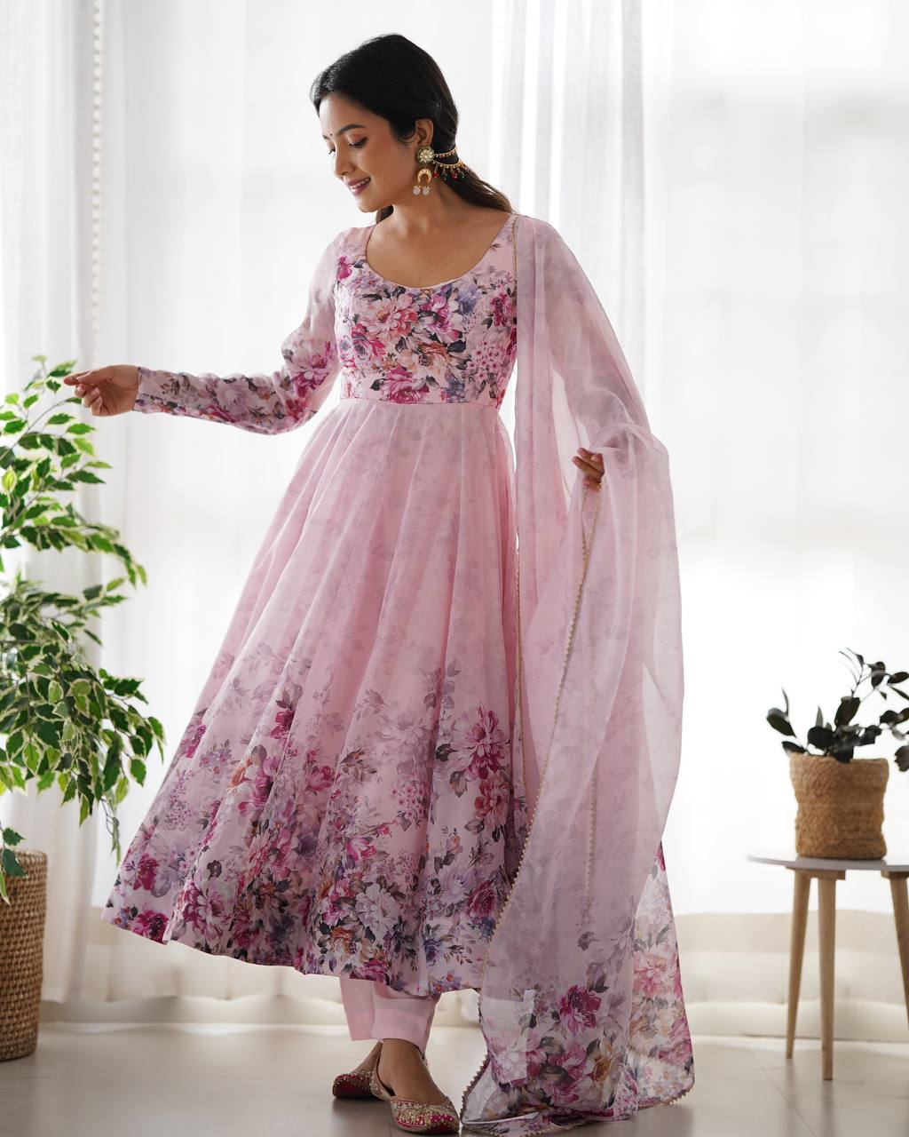 PURE SOFT ORGANJA SILK FABRIC FUALLY FLAIR KALI PATTERN AND CANVAS PATTA WITH DUPATTA SET, PENT READY TO WEAR