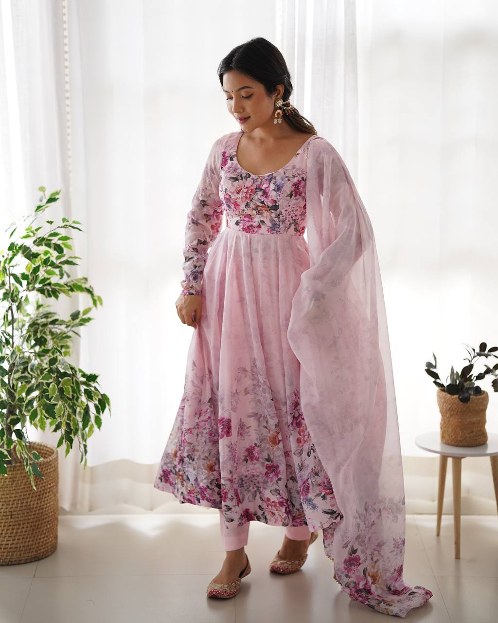 PURE SOFT ORGANJA SILK FABRIC FUALLY FLAIR KALI PATTERN AND CANVAS PATTA WITH DUPATTA SET, PENT READY TO WEAR