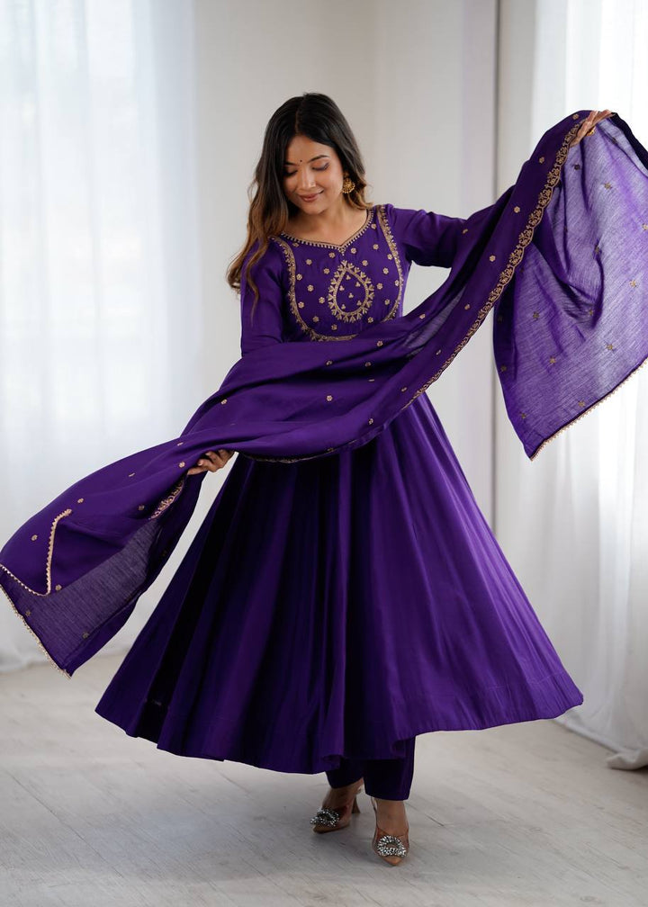 PRESENTING NEW HIGH PREMIUM QUALITY PURE ROMAN CHANDERI SILK FABRIC FULLY FLARE ANARKALI, WITH DUPATTA SET, PENT READY TO WEAR