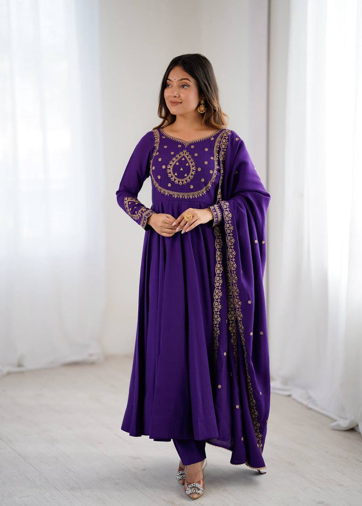 PRESENTING NEW HIGH PREMIUM QUALITY PURE ROMAN CHANDERI SILK FABRIC FULLY FLARE ANARKALI, WITH DUPATTA SET, PENT READY TO WEAR
