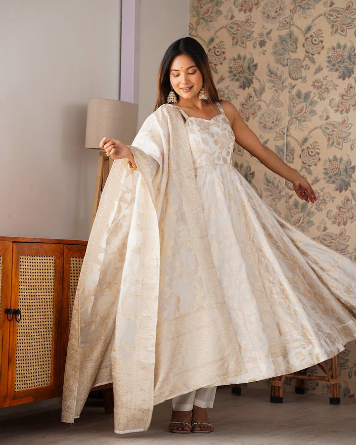 FULLY FLARE KALI PATTERN AND CANVAS PATTA WITH DUPATTA SET, PENT READY TO WEAR