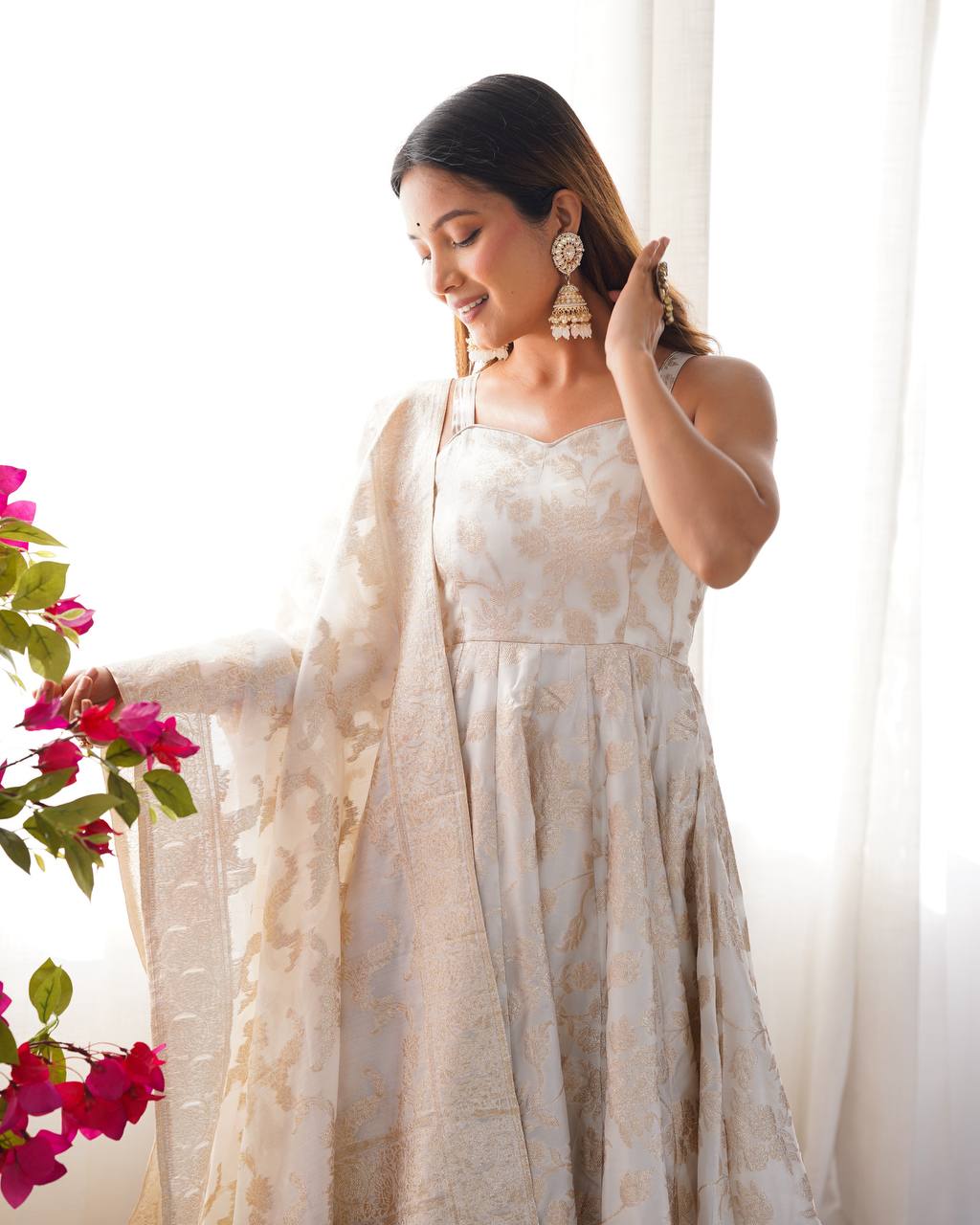 FULLY FLARE KALI PATTERN AND CANVAS PATTA WITH DUPATTA SET, PENT READY TO WEAR