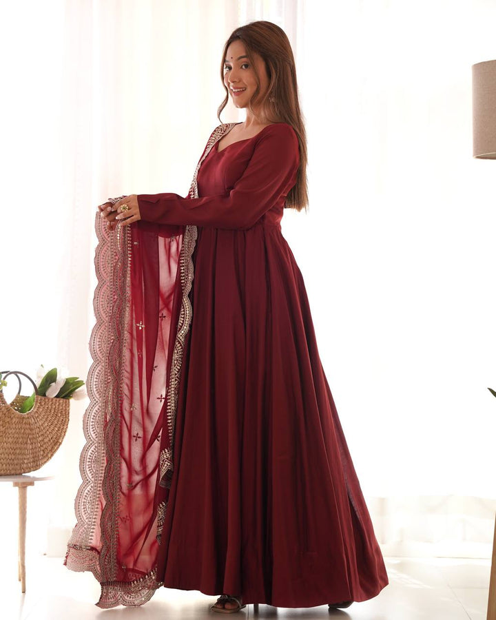 PREMIUM QUALITY PURE ROMANSILK CHANDERI FABRIC FULLY FLARE ANARKALI, WITH DUPATTA SET, PENT READY TO WEAR