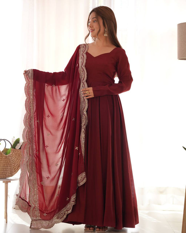 PREMIUM QUALITY PURE ROMANSILK CHANDERI FABRIC FULLY FLARE ANARKALI, WITH DUPATTA SET, PENT READY TO WEAR