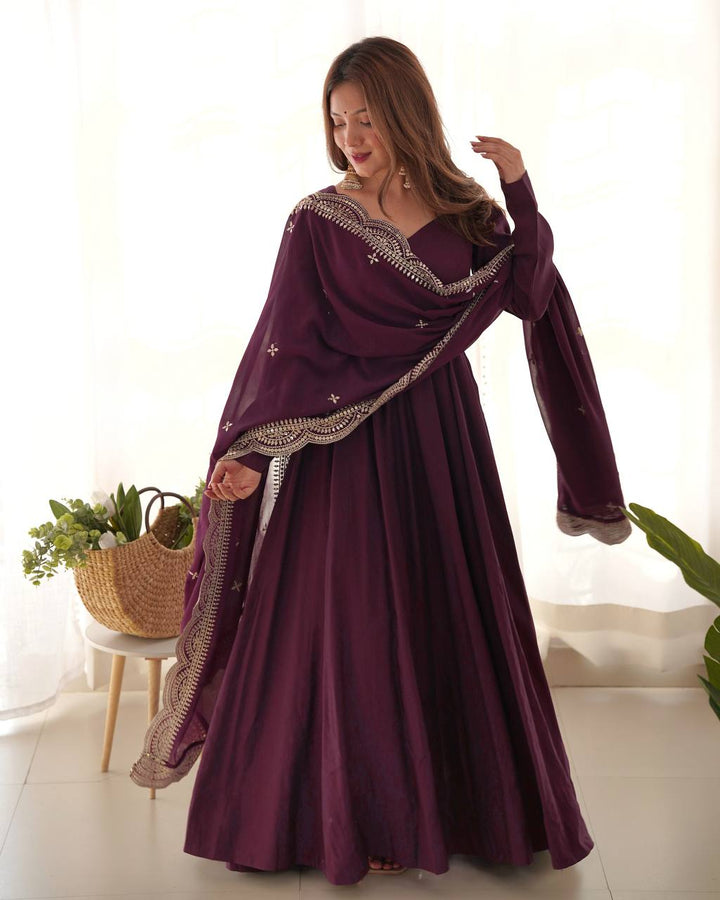 PREMIUM QUALITY PURE ROMANSILK CHANDERI FABRIC FULLY FLARE ANARKALI, WITH DUPATTA SET, PENT READY TO WEAR
