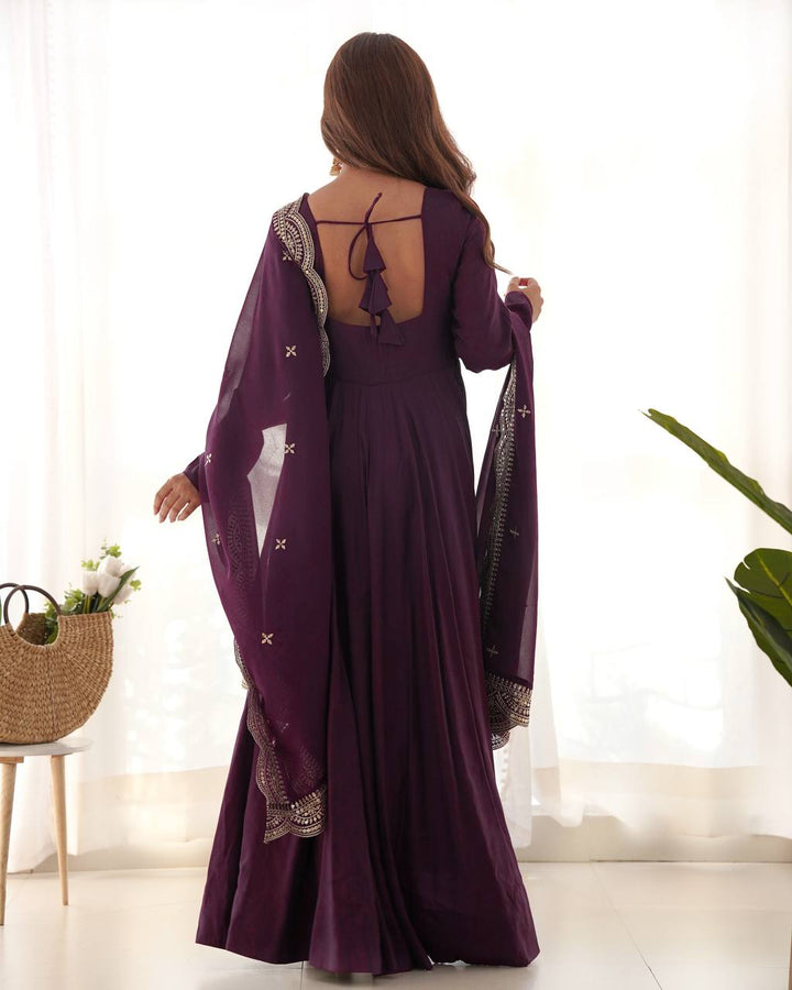 PREMIUM QUALITY PURE ROMANSILK CHANDERI FABRIC FULLY FLARE ANARKALI, WITH DUPATTA SET, PENT READY TO WEAR