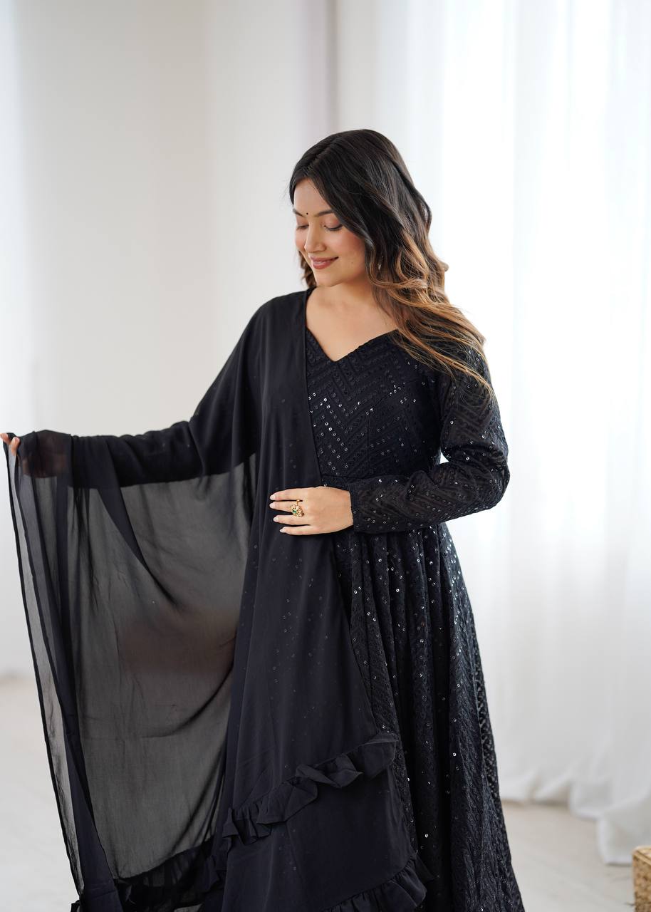 FULLY FLARE KALI PATTERN AND CANVAS PATTA WITH DUPATTA SET, PENT READY TO WEAR