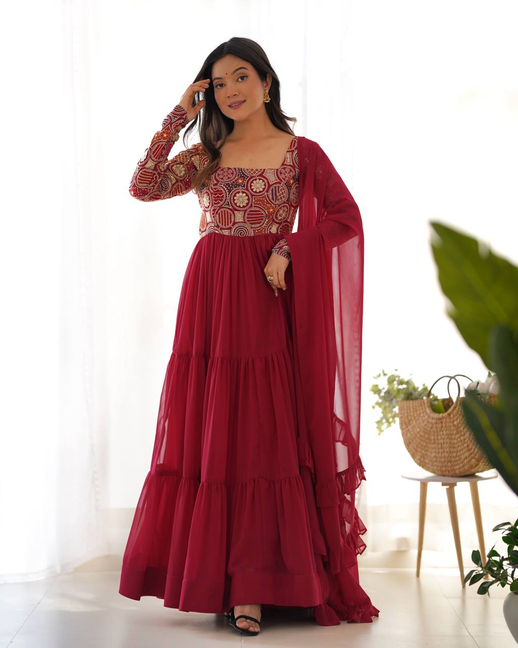 PURE SOFT FOX GEORGETTE  FABRIC FULLY FLARE ANARKALI, WITH DUPATTA SET, PENT READY TO WEAR