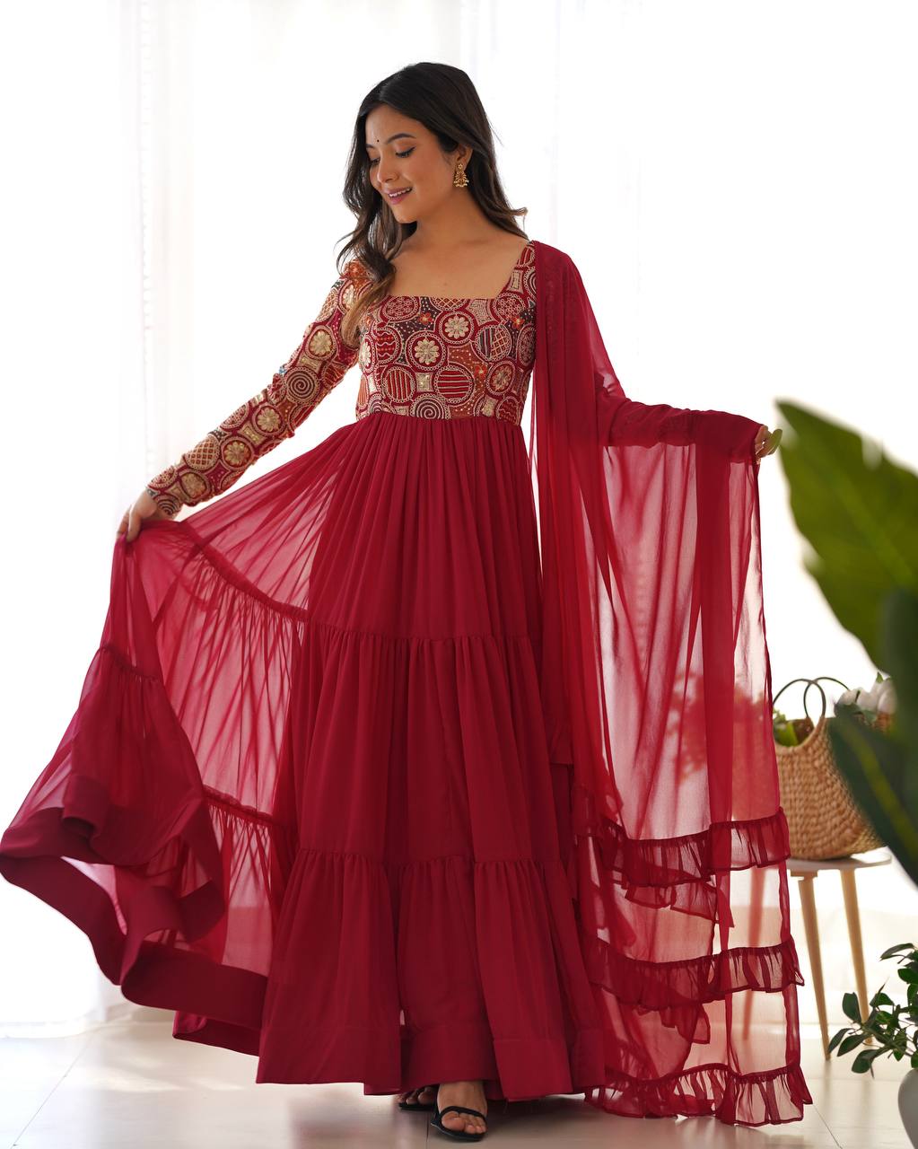 PURE SOFT FOX GEORGETTE  FABRIC FULLY FLARE ANARKALI, WITH DUPATTA SET, PENT READY TO WEAR