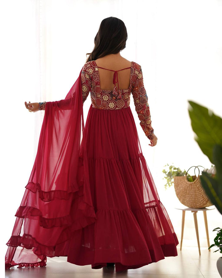 PURE SOFT FOX GEORGETTE  FABRIC FULLY FLARE ANARKALI, WITH DUPATTA SET, PENT READY TO WEAR