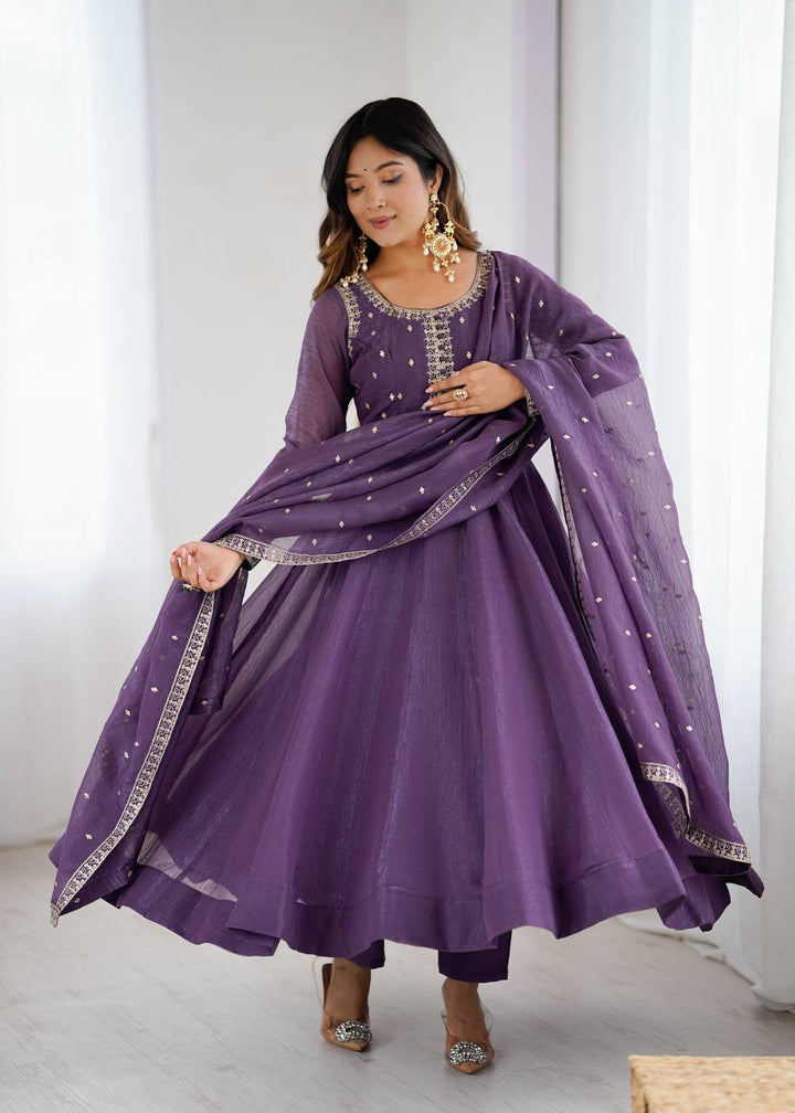 HIGH PREMIUM QUALITY PURE CRUNCHY SILK FABRIC FULLY FLARE ANARKALI GOWN, PENT WITH DUPATTA SET READY TO WEAR