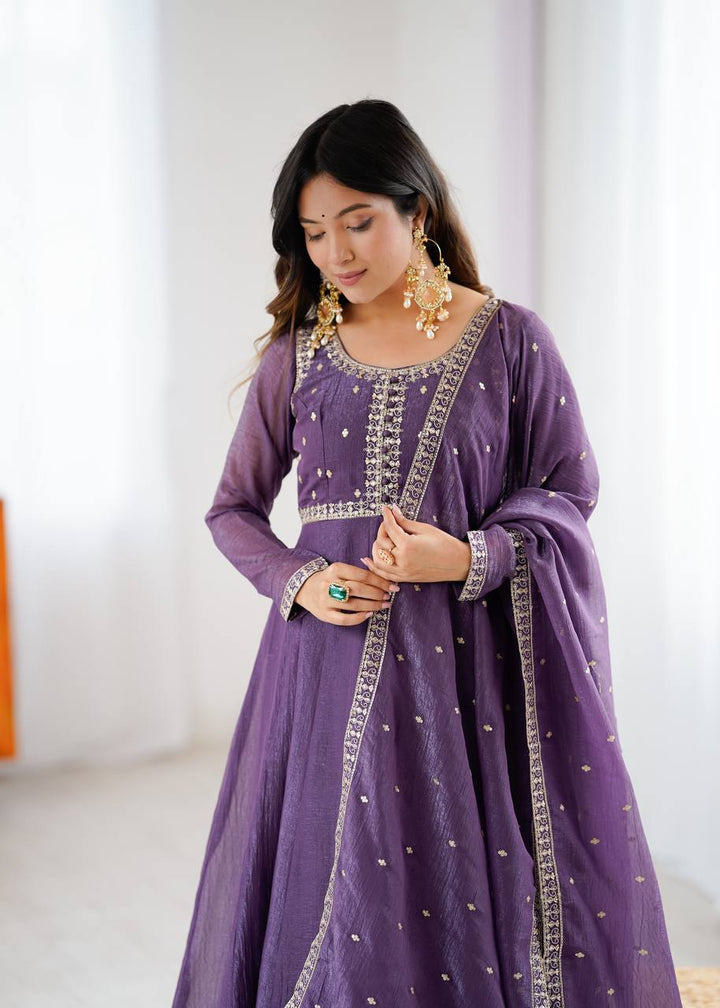 HIGH PREMIUM QUALITY PURE CRUNCHY SILK FABRIC FULLY FLARE ANARKALI GOWN, PENT WITH DUPATTA SET READY TO WEAR
