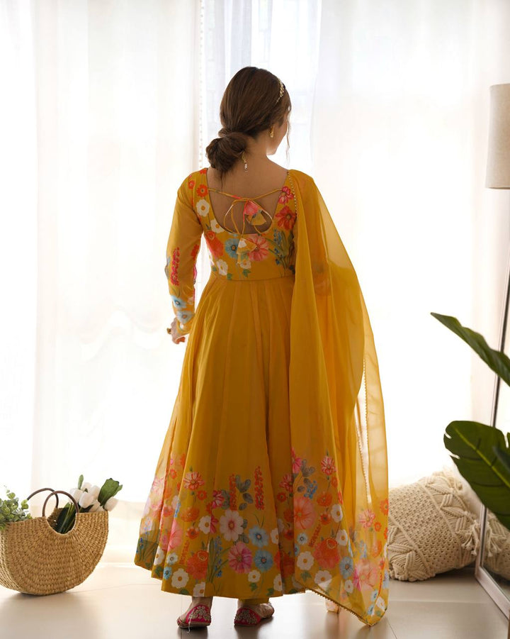 REAL MODELING PURE SOFT ORGANJA SILK FABRIC FULLY FLAIR KALI PATTERN AND CANVAS PATTA WITH DUPATTA SET, PENT READY TO WEAR