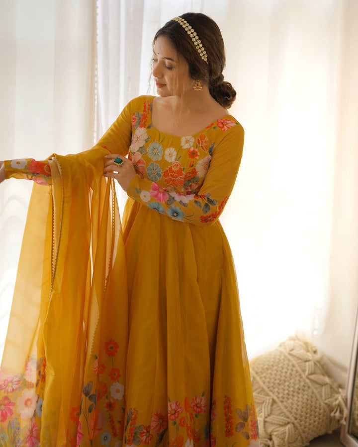 REAL MODELING PURE SOFT ORGANJA SILK FABRIC FULLY FLAIR KALI PATTERN AND CANVAS PATTA WITH DUPATTA SET, PENT READY TO WEAR