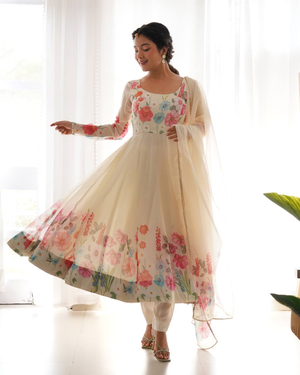 REAL MODELING PURE SOFT ORGANJA SILK FABRIC FULLY FLAIR KALI PATTERN AND CANVAS PATTA WITH DUPATTA SET, PENT READY TO WEAR