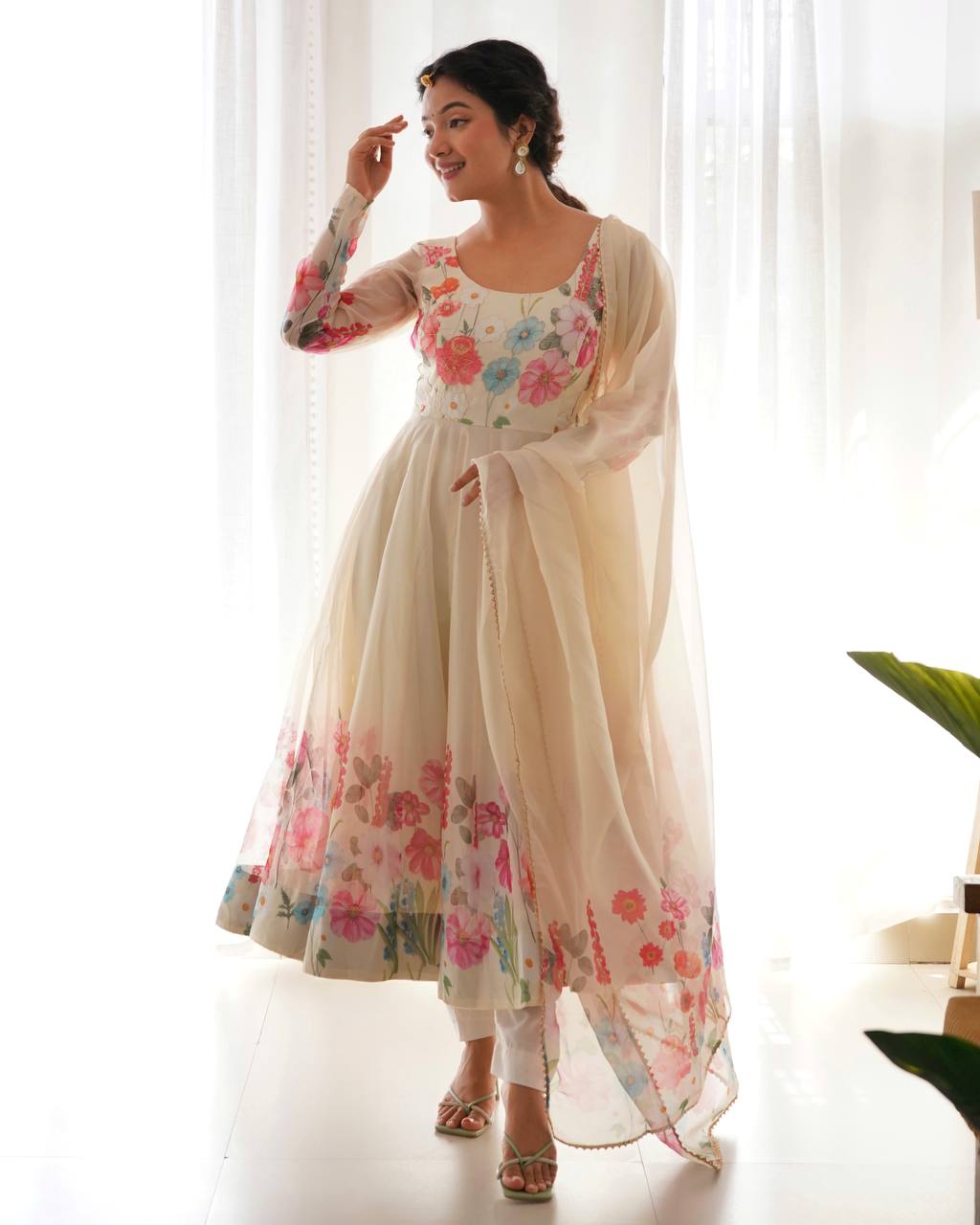REAL MODELING PURE SOFT ORGANJA SILK FABRIC FULLY FLAIR KALI PATTERN AND CANVAS PATTA WITH DUPATTA SET, PENT READY TO WEAR