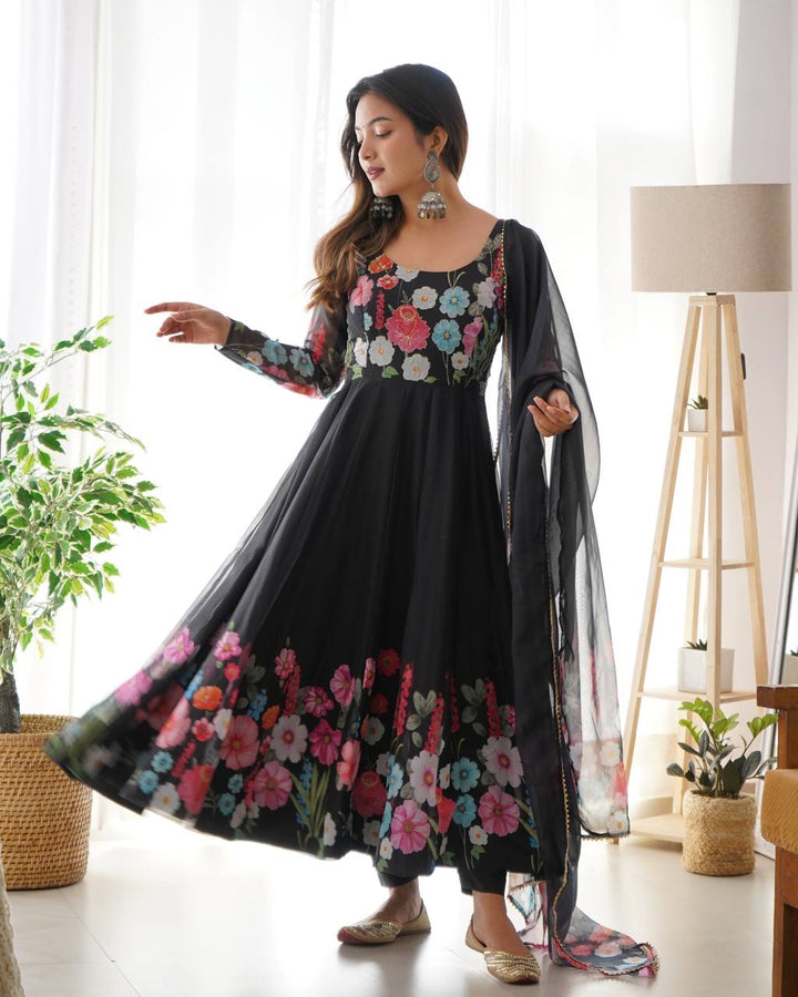 REAL MODELING PURE SOFT ORGANJA SILK FABRIC FULLY FLAIR KALI PATTERN AND CANVAS PATTA WITH DUPATTA SET, PENT READY TO WEAR