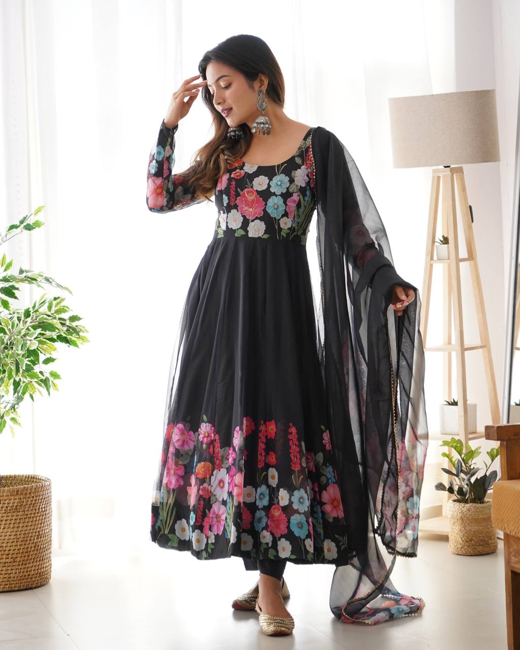 REAL MODELING PURE SOFT ORGANJA SILK FABRIC FULLY FLAIR KALI PATTERN AND CANVAS PATTA WITH DUPATTA SET, PENT READY TO WEAR