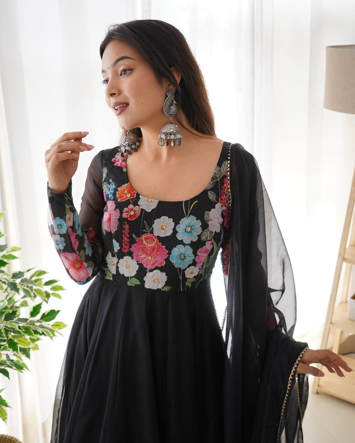 REAL MODELING PURE SOFT ORGANJA SILK FABRIC FULLY FLAIR KALI PATTERN AND CANVAS PATTA WITH DUPATTA SET, PENT READY TO WEAR