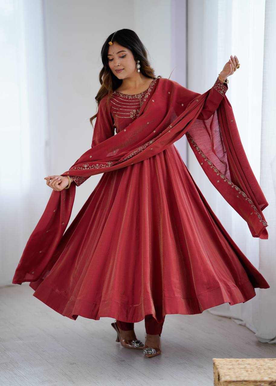 PRESENTING NEW HIGH PREMIUM QUALITY PURE ROMANSHIMMER CHANDERI SILK FABRIC FULLY FLAIR ANARKALI, WITH DUPATTA SET, PENT READY TO WEAR