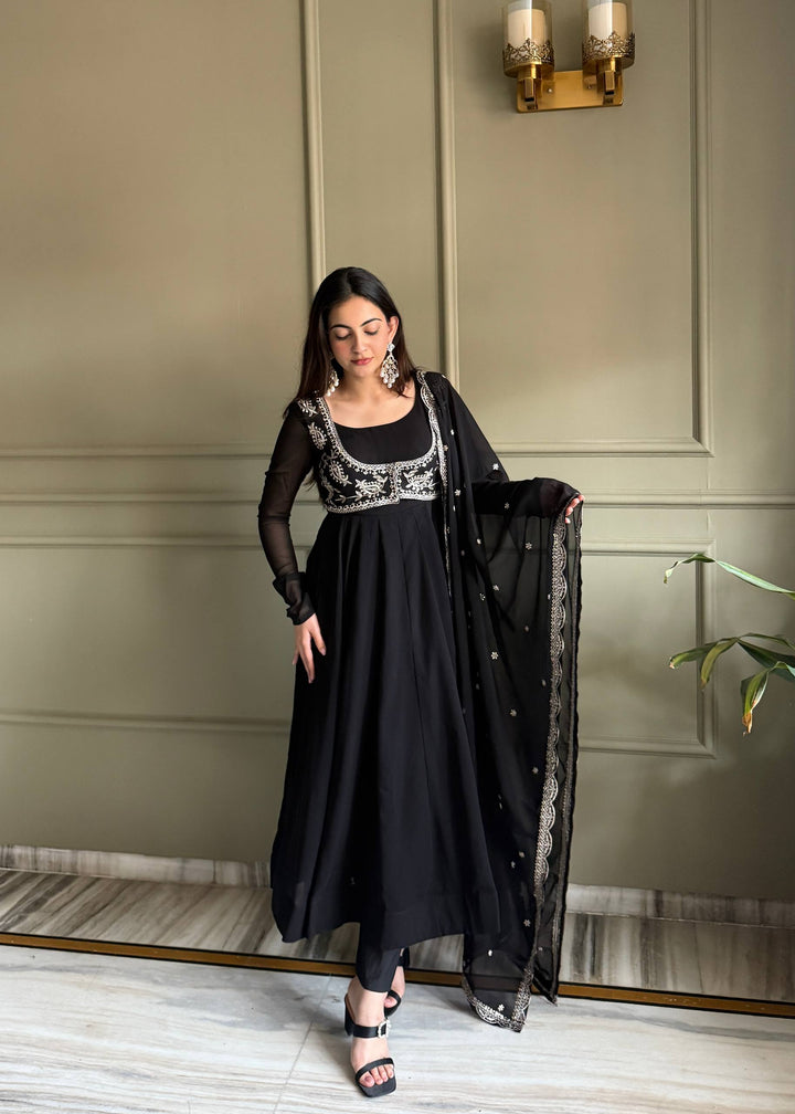 PREMIUM QUALITY PURE FOX GEORGETTE FABRIC FULLY FLARE ANARKALI WITH KOTI, DUPATTA SET, PENT READY TO WEAR