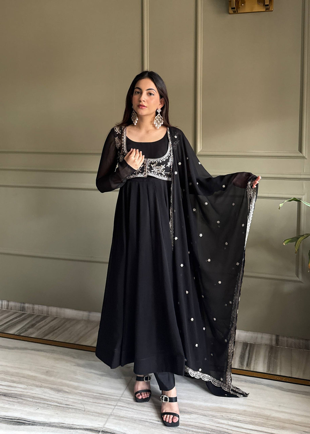 PREMIUM QUALITY PURE FOX GEORGETTE FABRIC FULLY FLARE ANARKALI WITH KOTI, DUPATTA SET, PENT READY TO WEAR